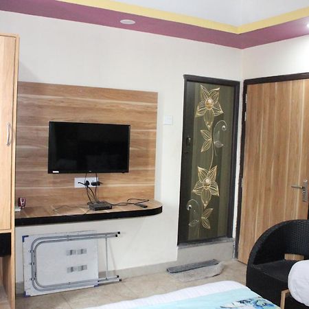 Hotel SQUARE PARK Dibrugarh Buitenkant foto